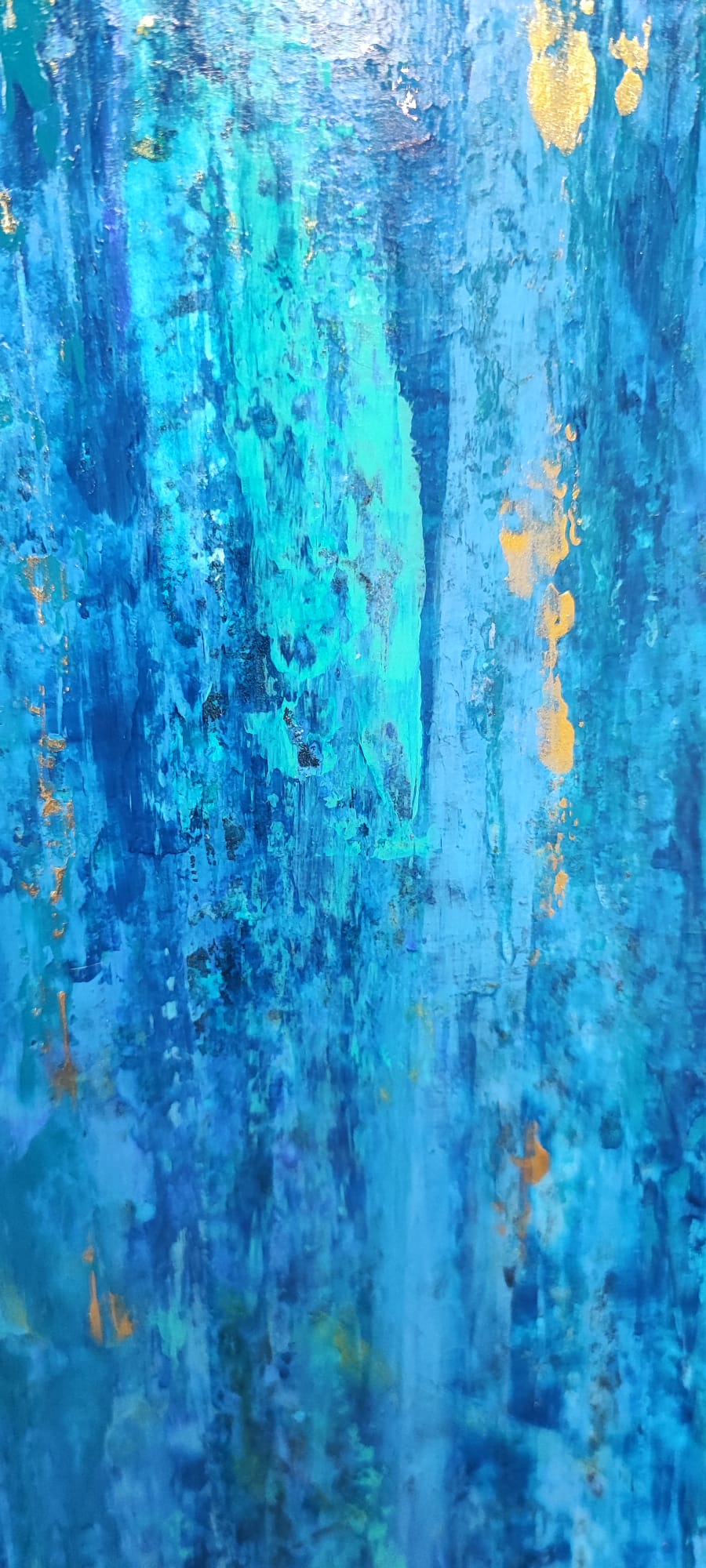 Lenon B's Lagon is an inspiring artwork that combines soothing blues and radiant gold touches, perfect for any space.