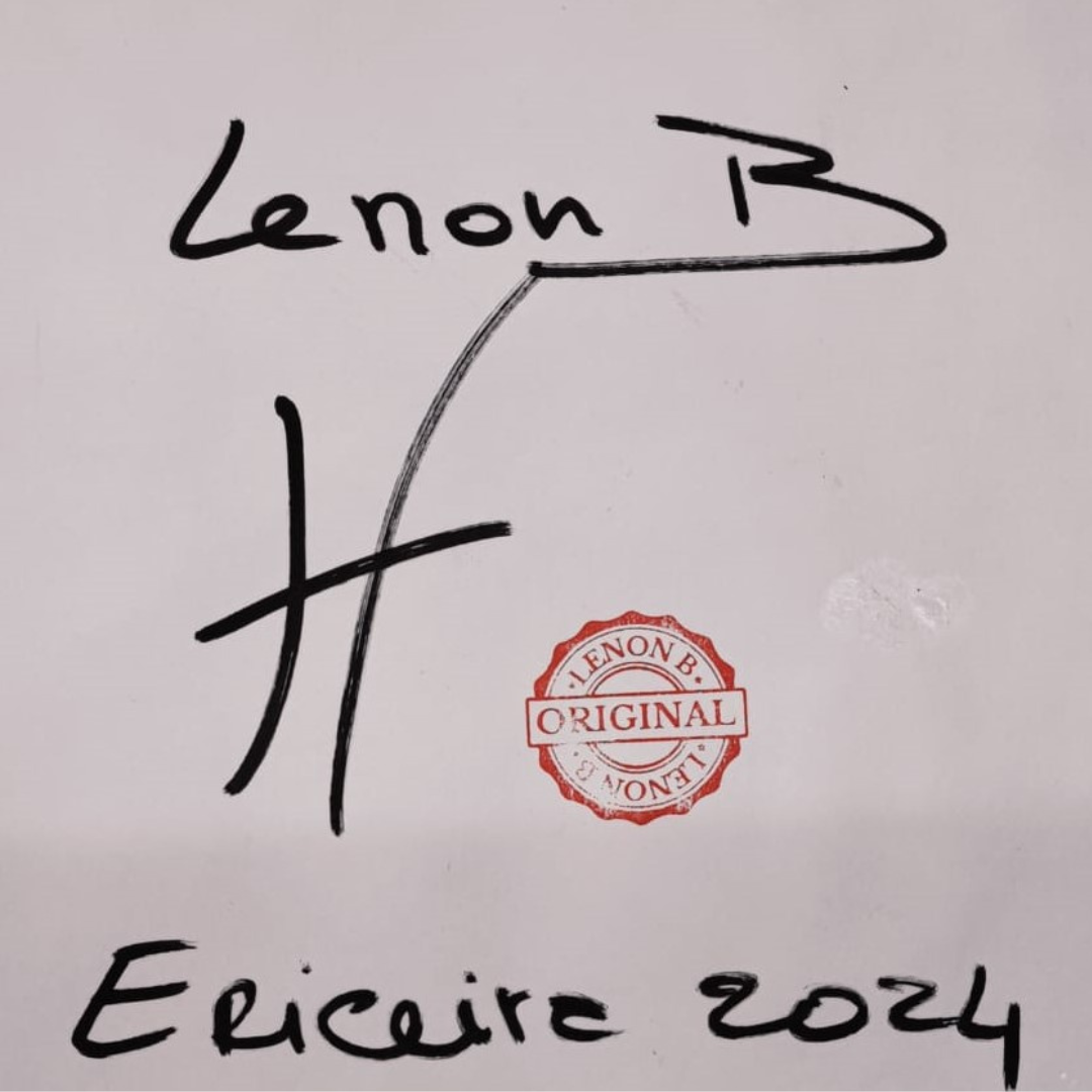 Signature artwork on the back by Lenon B.